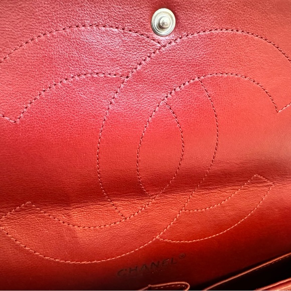 Chanel 2.55 Reissue Quilted Classic Double Flap Bag (Size 227) - Picture 13 of 16